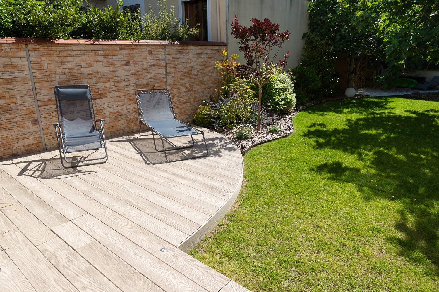 Comment allier design et praticité dans l’aménagement de votre jardin ?